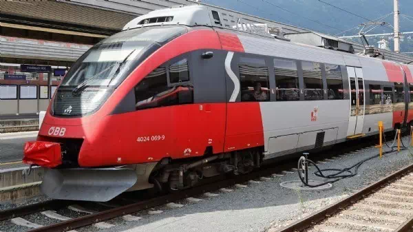 Für Sitze und Räder  - Mehr Platz in Zügen zwischen München und Salzburg