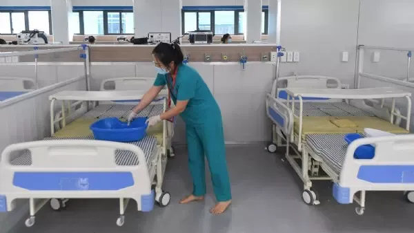 Wärter überwältigt - 100 Junkies aus Entzugsklinik in Vietnam entkommen