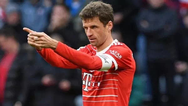 Champions League - „Mit Herz und Hirn“: Müller-Versprechen an Fans