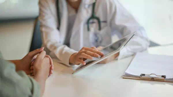 Sechs Ärzte betroffen - Berufsverbot: Auch Beauty-Doc muss Praxis sperren