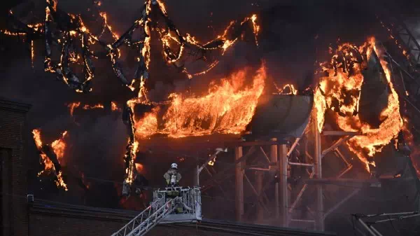 Noch nicht eröffnet - Verletzte bei Brand in Wasserpark in Göteborg