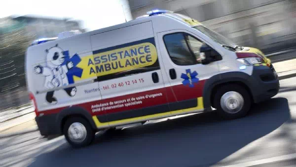 Unfall nahe Dijon - Bus umgestürzt: Jugendliche tot, zwölf Verletzte