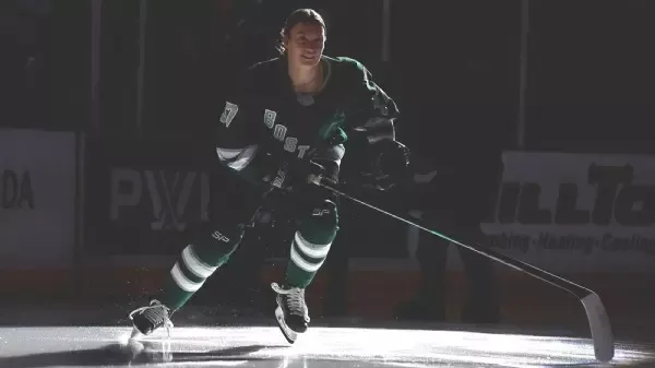 Eishockey   - Schafzahl Matchwinnerin für Boston in PWHL