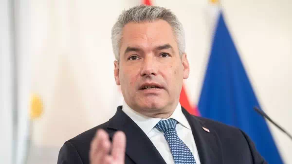 Verbrenner-Aus wackelt - Nehammer: „Bleibe dabei: Das ist der falsche Weg“