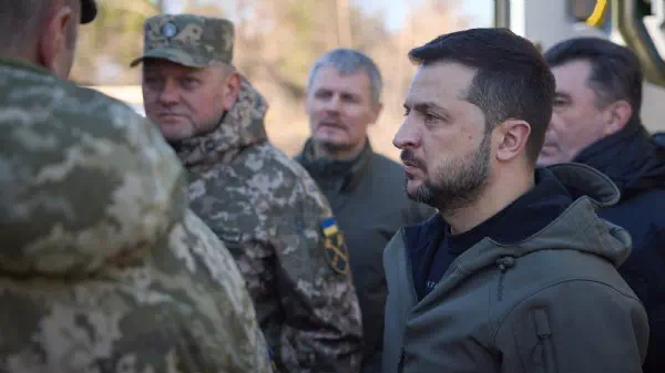 Neue Kriegstaktik - Selenskyj baut um: Der nächste General muss gehen