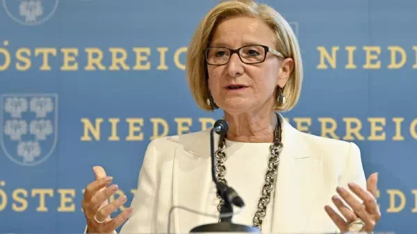 Zu Gigi D’Agostino - Mikl-Leitner: „Selbstzensur nochmal überdenken!“