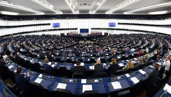 Wegen neuer Partei - Ungarische Christdemokraten treten aus EVP aus