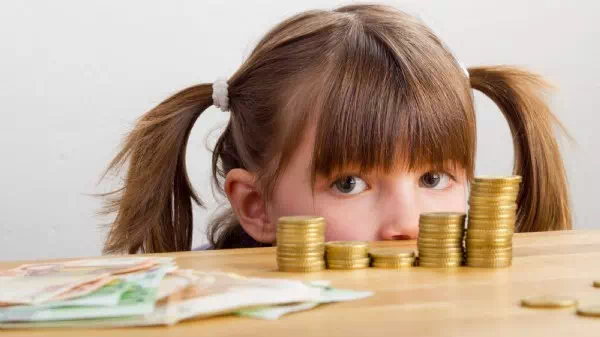 Österreich auf Platz 1 - So viel zahlt der Staat an die Familien