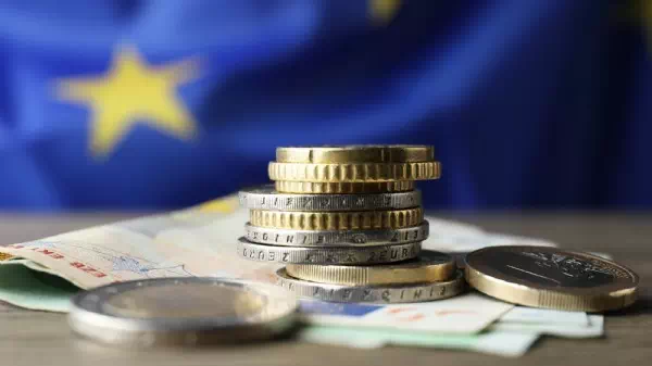 Zu hohes Budgetdefizit - Brüssel eröffnet Verfahren gegen sieben EU-Staaten