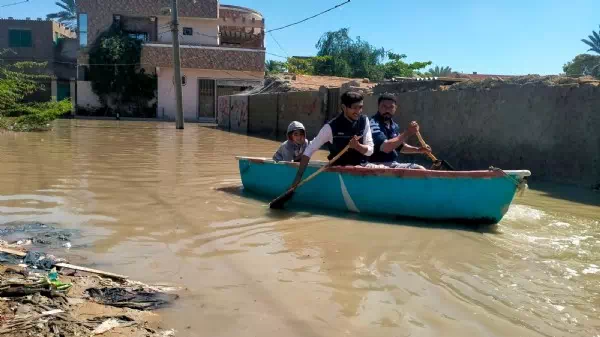 Häuser eingestürzt - Starkregen in Pakistan fordert Dutzende Todesopfer