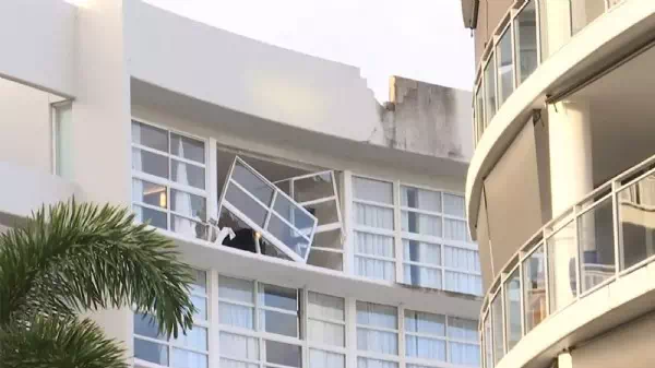 Pilot verstorben - Helikopter in Australien auf Hotel gestürzt