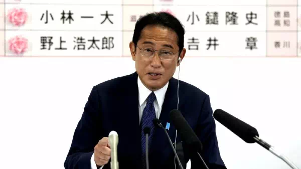 Premier unter Druck - Wirbel in Japan: Parteiparty mit Go-Go-Tänzerinnen