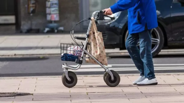 Seniorin überfallen - Wie aus Misshandlungsopfer Rollator-Räuber wurde