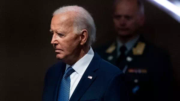 Es wird immer enger! - Erster US-Senator fordert Biden zum Rückzug auf