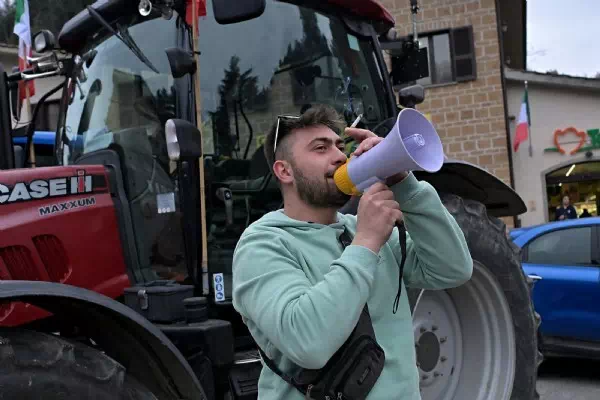 Großdemo am Freitag - Bauern belagern nun auch Italiens Hauptstadt