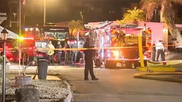 Mehrere Tote - Kleinflugzeug stürzt in Wohnwagenpark in Florida