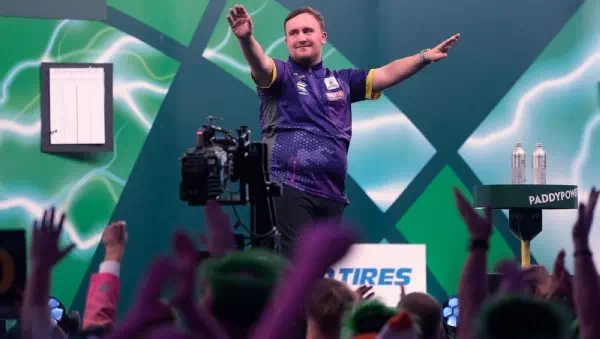 Schon im WM-Halbfinale - Darts: Teenie-Sensation sorgt weiter für Staunen