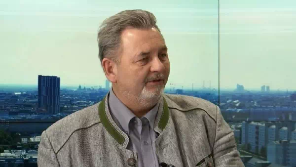 Bundesliga im Ticker - Rapid gegen Austria Lustenau ab 17 Uhr LIVE