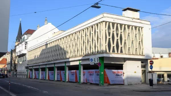Jahrelanger Leerstand - Fertige Pläne für die alte  „Autohaus-Ruine“