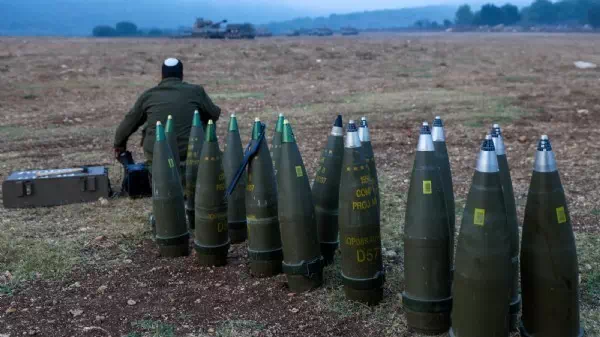 Macron kündigt an: - Frankreich liefert Mirage-Kampfjets an Ukraine