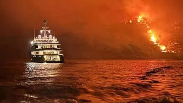 13 Festnahmen - Feuerwerk auf Jacht setzte Wald auf Hydra in Brand