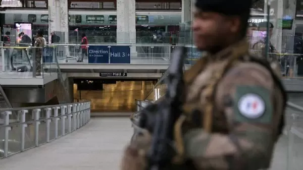 Angreifer festgenommen - Messerattacke auf Pariser Bahnhof: Drei Verletzte