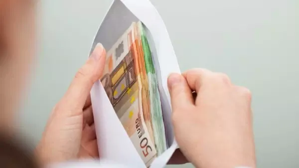 „Ausfragerei“ in Bank - Wer viel Bares einzahlen will, kann Ärger bekommen