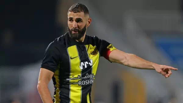 Zoff mit Wüsten-Verein - Tauziehen der Topklubs um wechselwilligen Benzema!