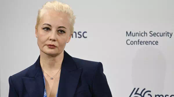„Wollen ihn begraben“ - Nawalnys Witwe fordert Herausgabe von Leichnam