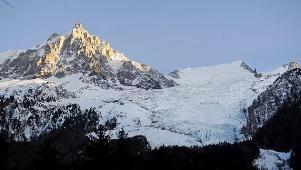 Mehrere Verletzte - Ein Toter bei Gletschereinsturz am Mont Blanc