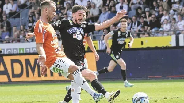Heißes Steirer-Duell - Was Sturms Titel-Held dem Pechvogel flüsterte
