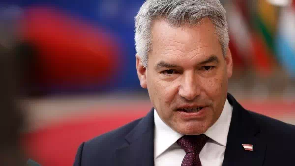 „Krone“ hat die Liste - Geheimdienste: Nehammer legt Maßnahmenpaket vor