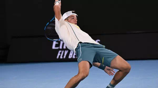 Während Spiel in Miami - Schreckmoment! Tennis-Profi bricht zusammen