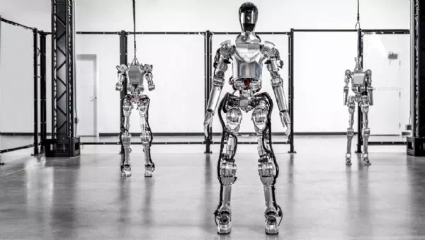 Figure01 gegen Optimus - Dieser Roboter soll bei BMW Autos zusammenbauen