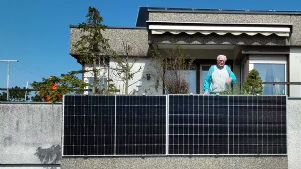 Hürden, Tücken, Recht - PV-Anlage: Jetzt auch Ärger mit Balkonkraftwerken