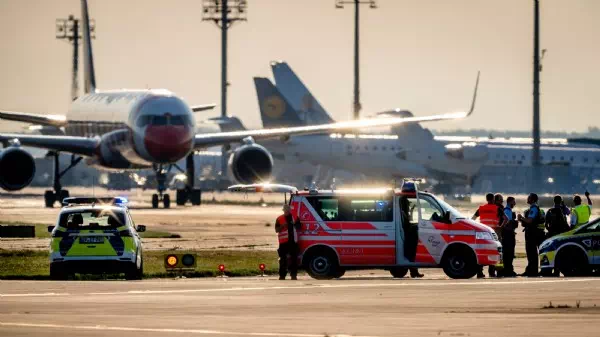 Das wird teuer! - Lufthansa will von Klimaklebern Schadenersatz