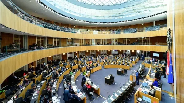 Umgang mit Förderungen - Superwahljahr: RH-Chefin mit Appell an Parteien
