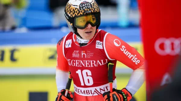 Erlebte schwere Zeit - „Endlich metallfrei!“ Ski-Dame nach OP erleichtert