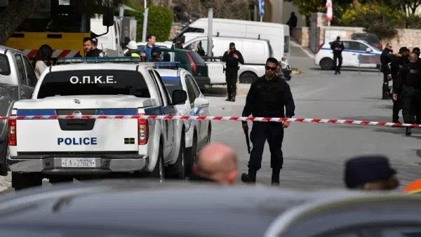 War Entlassung Motiv? - Athen: Mann erschoss in Reederei drei Menschen