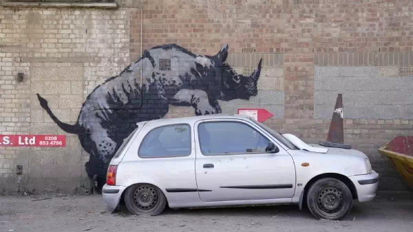 Liebestolles Nashorn - Wieder Tier-Bild von Banksy in London aufgetaucht