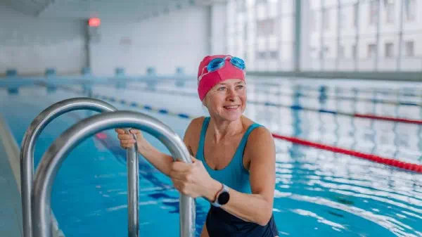 Bewegung trotz Schmerz - Beste Sportarten bei Arthrose in Knie und Hüfte