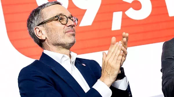Experte skeptisch - Auch blaue Bäume wachsen nicht in den Himmel