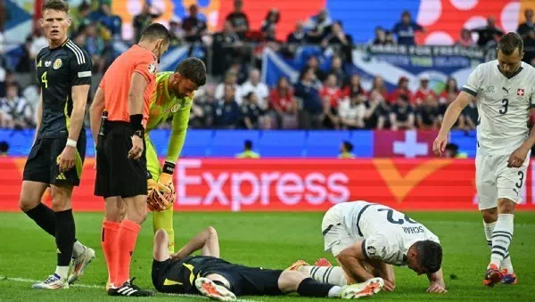 Spielte dennoch durch - Nach Mbappe: Nächste gebrochene Nase bei der EM