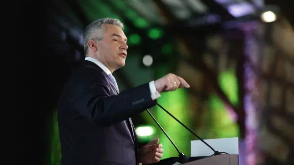 ÖVP-Wahljahr-Auftakt - Nehammer: „Unser Problem sind die Rechtsextremen“