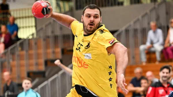 Handball-Liga   - Bregenz im Viertelfinale - Hard unterliegt Ferlach