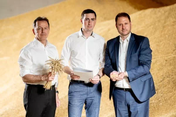 Status wird entzogen - Österreich weist mutmaßliche Kreml-Spione aus