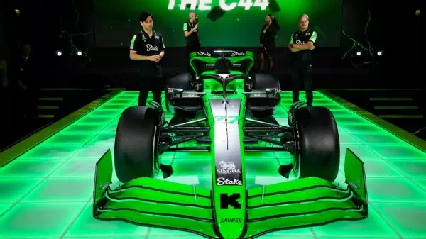 Ärger um Titelsponsor - Hohe Strafe droht! Verfahren gegen Sauber eröffnet