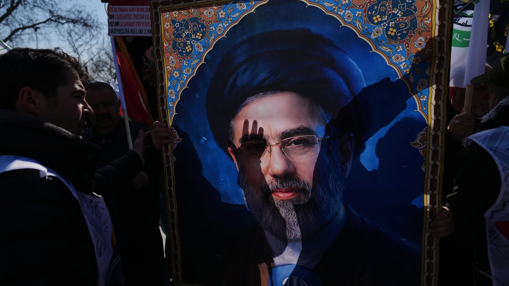 Krieg im Nahen Osten: USA erhöhen Druck auf Iran