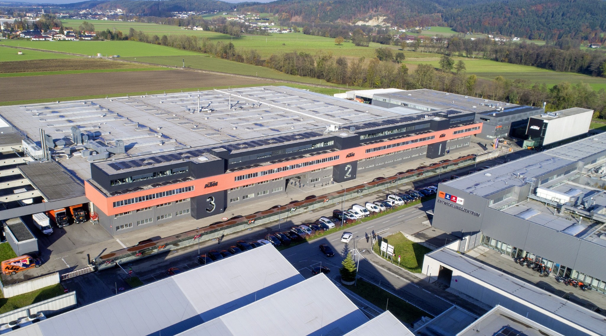 KTM-Mitarbeiter: 1,8 Mio. Euro für Neuorientierung