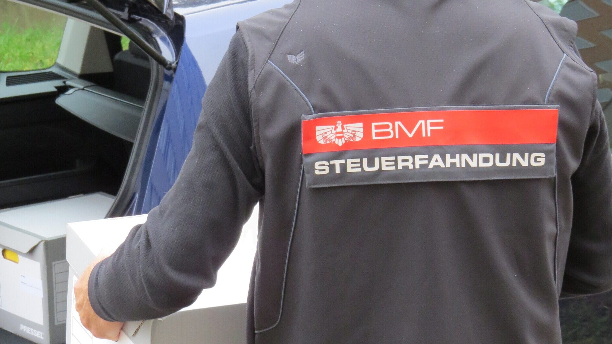Steuerfahndung ermittelt: 200.000 Euro hinterzogen!